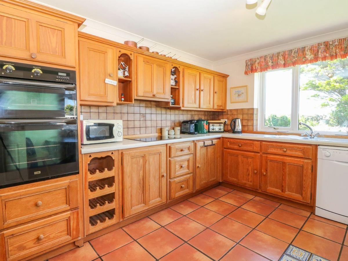 霍利黑德Charming 2 Bed House Near Rhoscolyn Discounts For别墅 外观 照片