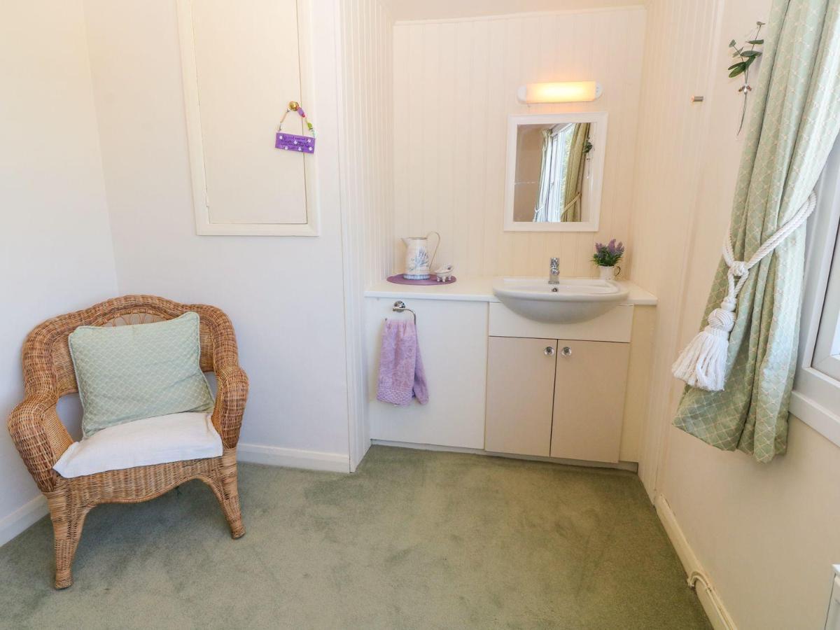 霍利黑德Charming 2 Bed House Near Rhoscolyn Discounts For别墅 外观 照片