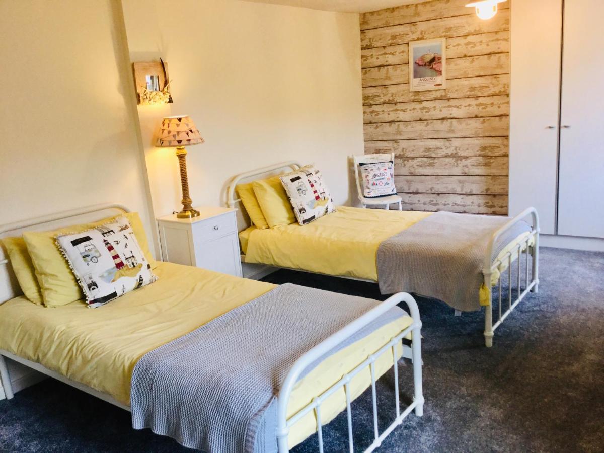 霍利黑德Charming 2 Bed House Near Rhoscolyn Discounts For别墅 外观 照片