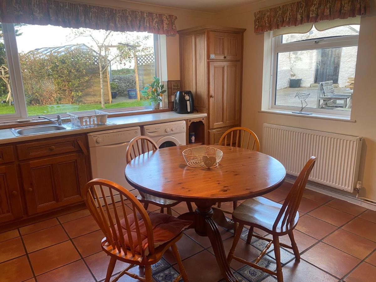 霍利黑德Charming 2 Bed House Near Rhoscolyn Discounts For别墅 外观 照片